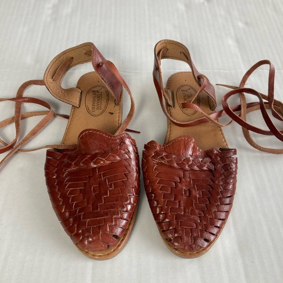 Giovanni D’ Navarro Shoes - Giovanni D’ Navarro Leather Haurache Sandals Ankle Wrap Artisan Womens Size 8.5